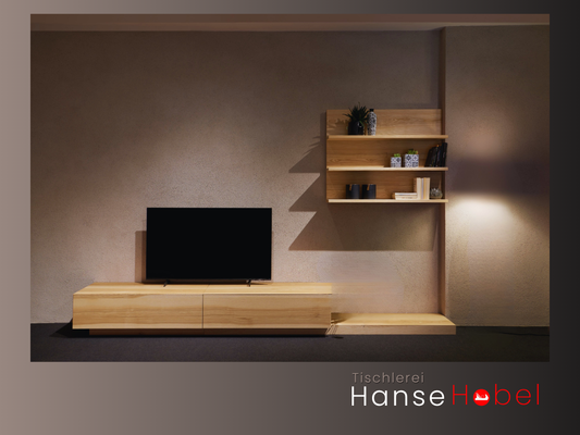 Kleines Sideboard ohne Sockel Kiel – klar und geradlinig